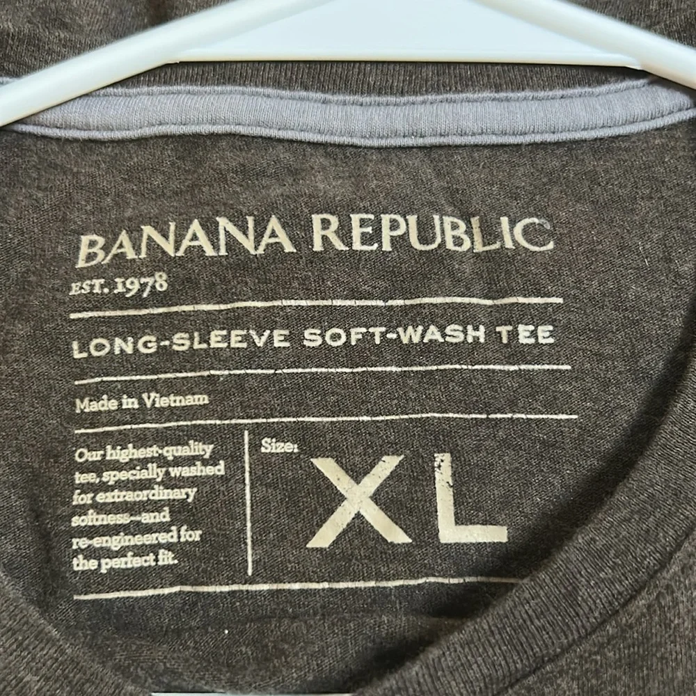Banana Republic long sleeve soft wash tee size xl Black 100% cotton casual